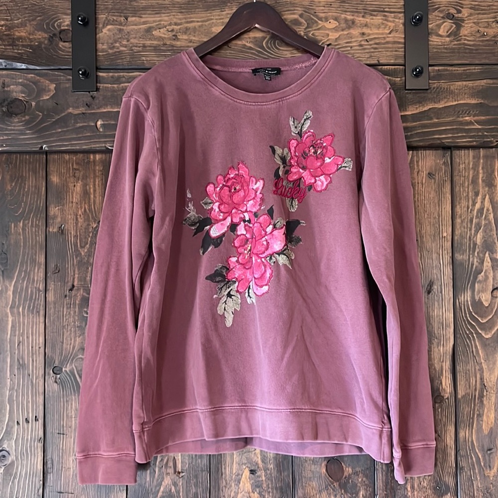 Lucky Brand crew neck sweater  🍀